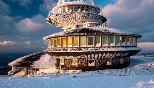 Wysokogórskie Obserwatorium Meteorologiczne IMGW-PIB na Śnieżce, marzec 2023 r. Fot. Piotr Olszewski | IMGW-PIB 