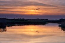 Zachód słońca nad Narwią. Fot. Maciej Maciejewski | IMGW-PIB