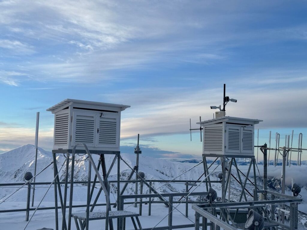 Wysokogórskie Obserwatorium Meteorologiczne na Kasprowym Wierchu, styczeń 2025 r. Fot. Justyna Żyszkowska-Rogus |IMGW-PIB